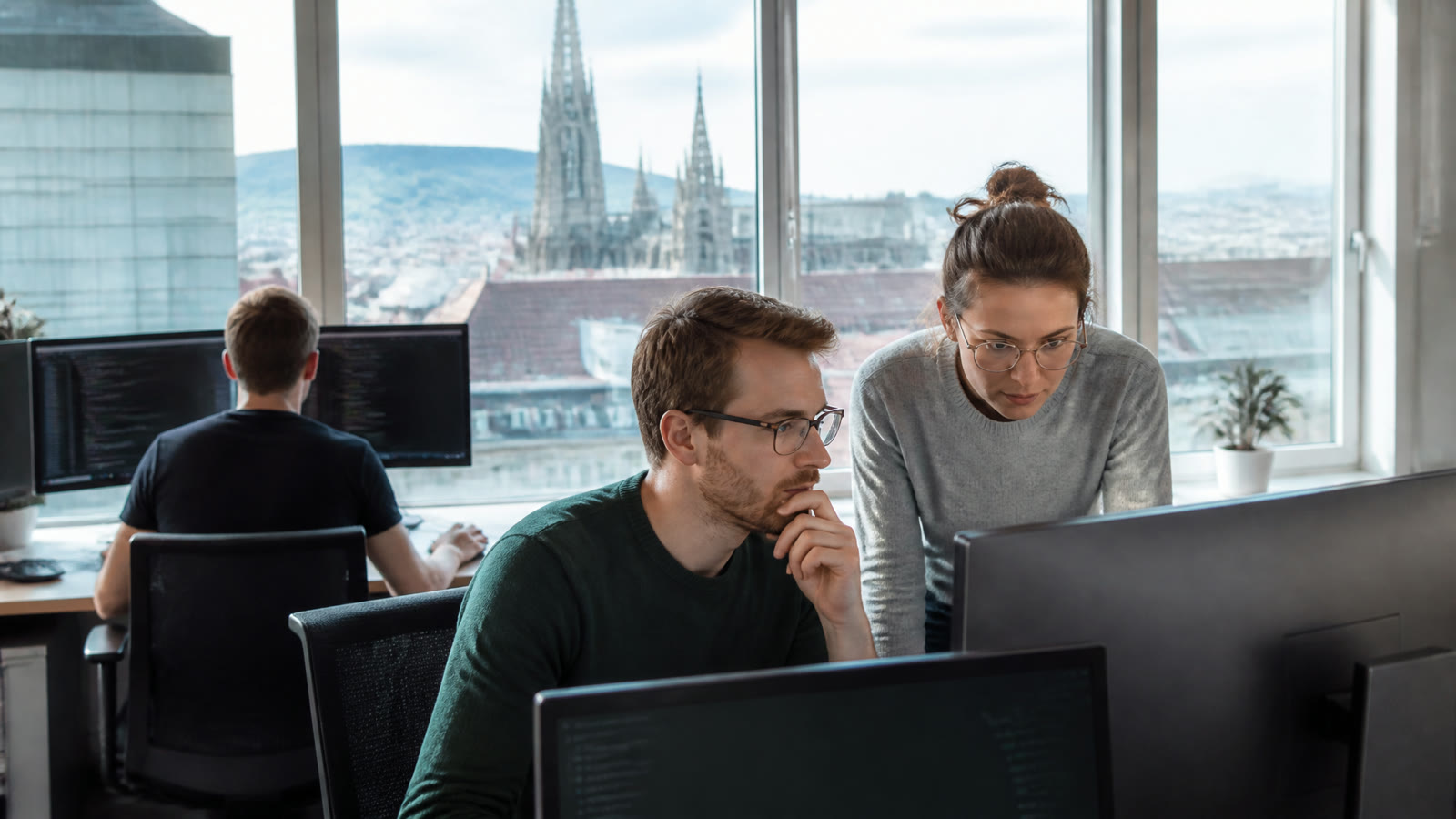 Fotorealistisches Beitragsbild zu "Phishing-Alarm! So schützen Sie sich vor den digitalen Datendieben" mit Österreich-Bezug